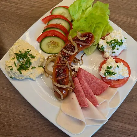 Forest Glamp & Jacuzzi Tente de luxe Zakopane