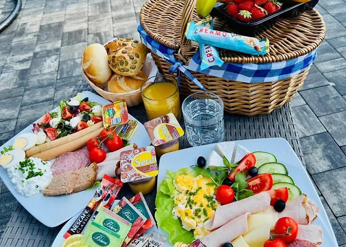 Forest Glamp & Jacuzzi *